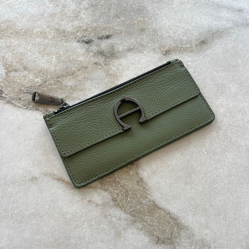 Pochette Etienne Aigner