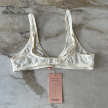 Charger l'image dans la galerie, Soutien-gorge plongeant en dentelle recyclée Eberjey
