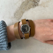 Charger l'image dans la galerie, Montre 26mm bracelet long brun Chikiboom
