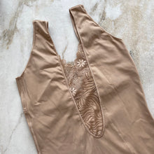 Charger l'image dans la galerie, Robe sculptante Simone Pérèle beige
