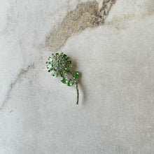 Charger l'image dans la galerie, Broche fleur verte
