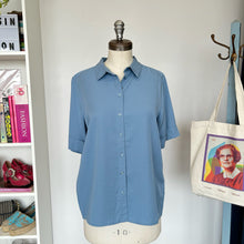 Charger l'image dans la galerie, Chemise bleue Ari Vallier
