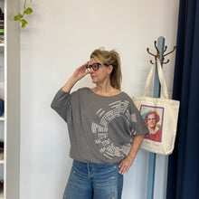 Charger l'image dans la galerie, Chandail ample Sarah Pacini
