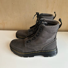 Charger l'image dans la galerie, Bottes unisexe à glissière Combs Jungle Dr. Martens
