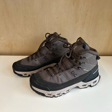 Charger l'image dans la galerie, Bottes de randonnée imperméables Cloudrock Trek On - Les Mal-Aimés ❤️‍🩹
