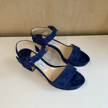 Charger l'image dans la galerie, Sandales à talon en suède bleu Jimmy Choo
