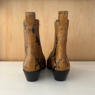 Bottes Loeffler Randall