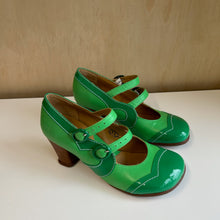 Charger l'image dans la galerie, Chaussures Mary Janes Operetta Marcello John Fluevog

