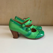 Charger l'image dans la galerie, Chaussures Mary Janes Operetta Marcello John Fluevog
