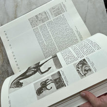 Charger l'image dans la galerie, Livre Leonardo Da Vinci 1635 Illustrations 1956
