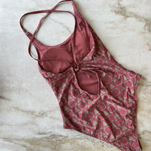 Charger l'image dans la galerie, Maillot de bain une pièce formes géométriques Beach Life
