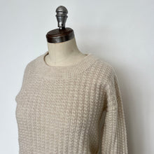 Charger l&#39;image dans la galerie, Chandail tricot crème Part Two
