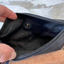 Charger l'image dans la galerie, Étui cosmétique Le Pliage avec rabat Longchamp
