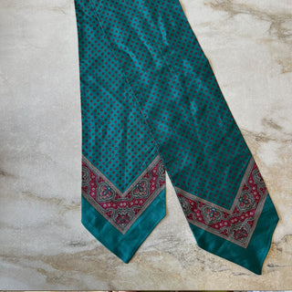 Foulard vintage en soie