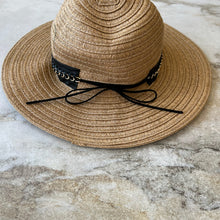 Charger l'image dans la galerie, Chapeau soleil Vince Camuto
