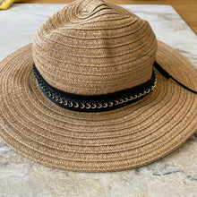 Charger l'image dans la galerie, Chapeau soleil Vince Camuto
