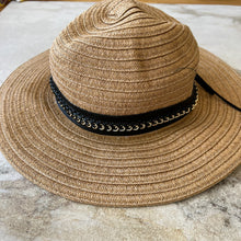 Charger l'image dans la galerie, Chapeau soleil Vince Camuto
