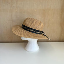 Charger l'image dans la galerie, Chapeau soleil Vince Camuto
