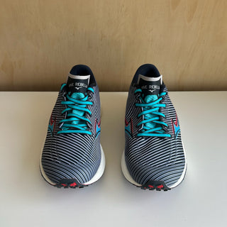 Chaussures de course sur route Wave Rebellion Mizuno