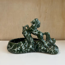 Charger l'image dans la galerie, Assiette avec cheval Céramique de Beauce #551
