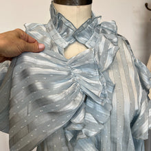 Charger l'image dans la galerie, Blouse Flowy Culture
