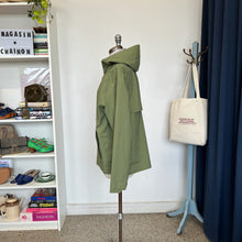 Charger l'image dans la galerie, Manteau imperméable à trois couches vert Wieden Vallier
