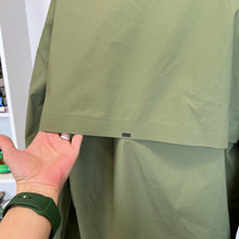 Charger l'image dans la galerie, Manteau imperméable à trois couches vert Wieden Vallier
