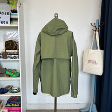Charger l'image dans la galerie, Manteau imperméable à trois couches vert Wieden Vallier
