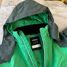 Charger l'image dans la galerie, Manteau d'hiver Reima 7 ans
