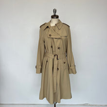 Charger l&#39;image dans la galerie, Trenchcoat  Holt Renfrew
