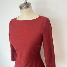 Charger l&#39;image dans la galerie, Robe en laine Theory bourgogne
