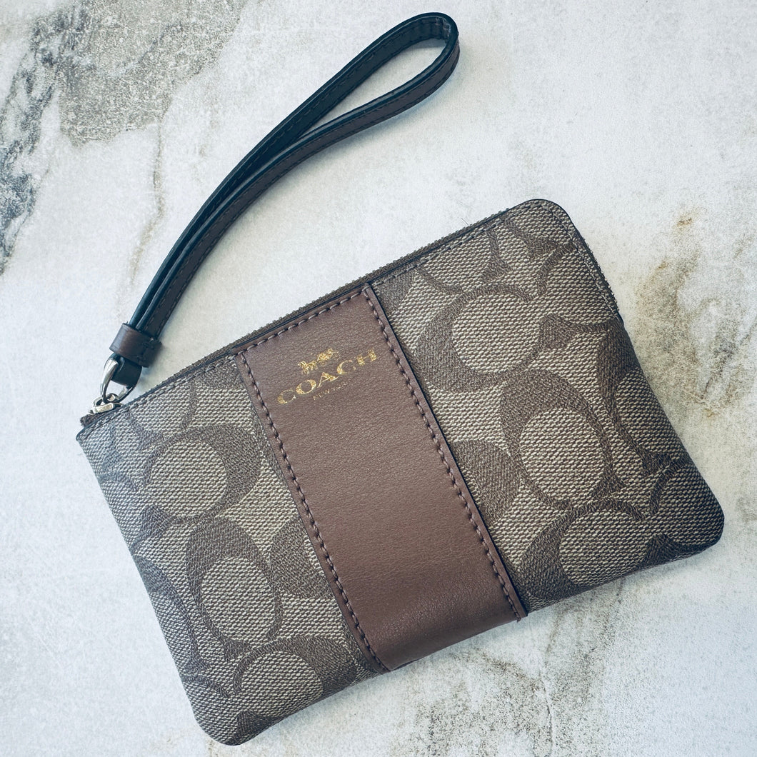 Pochette Coach