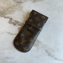 Charger l'image dans la galerie, Pochette étui à lunettes Louis Vuitton
