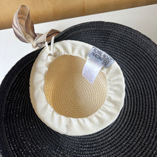 Charger l&#39;image dans la galerie, Chapeau de plage Royal Road Trading
