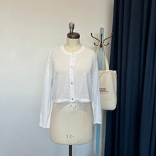 Charger l&#39;image dans la galerie, Chandail cardigan Oui
