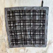 Charger l'image dans la galerie, Foulard carré en laine Ermenegildo Zegna
