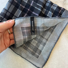 Charger l'image dans la galerie, Foulard carré en laine Ermenegildo Zegna
