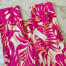Charger l'image dans la galerie, Pantalon tropical Oui
