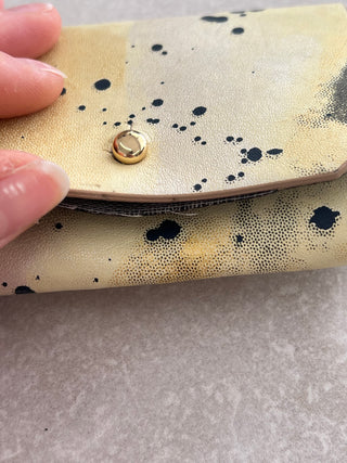 Pochette pour cartes Lilian Farag Anthropologie - Les Mal-Aimés ❤️‍🩹