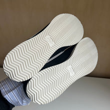 Charger l'image dans la galerie, Chaussures Cortez Premium noires Nike
