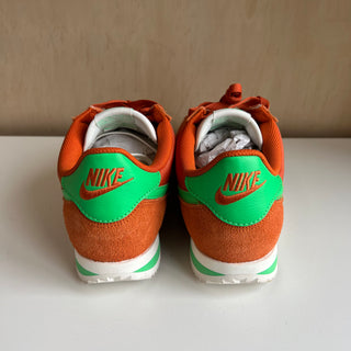 Chaussures Cortez orange coutil Nike