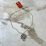 Collier #3599 noir et blanc Stella par Isabel Désy