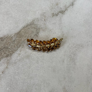 Broche florale orange