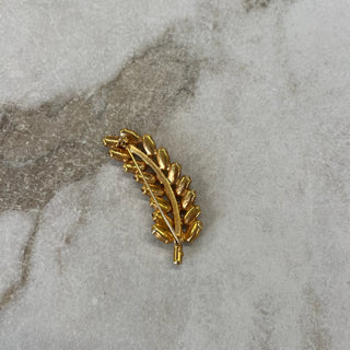 Broche florale orange