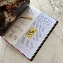 Charger l&#39;image dans la galerie, Livre À table! Le repas français se raconte Pointe-à-Callière
