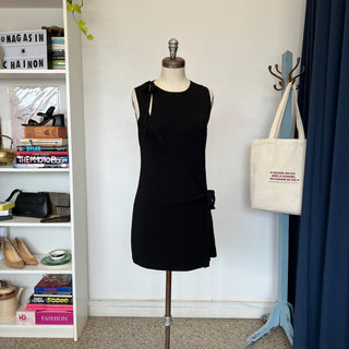 Veste ou robe enveloppante COS