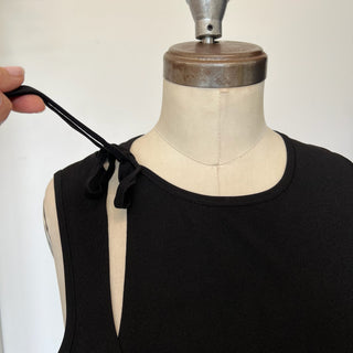 Veste ou robe enveloppante COS