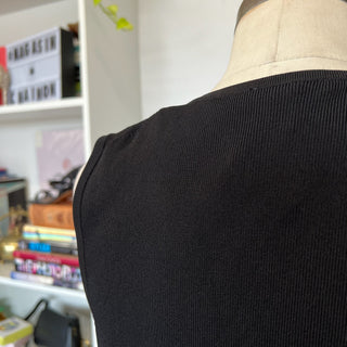 Veste ou robe enveloppante COS