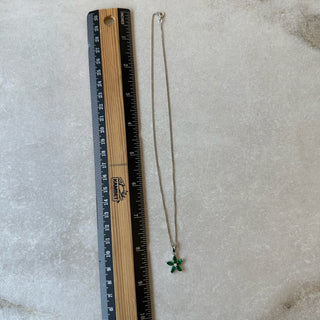 Collier fleur verte argent 925