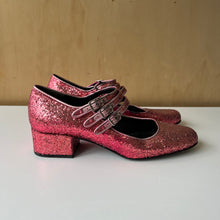 Charger l&#39;image dans la galerie, Chaussures vintage Saint Laurent Paris
